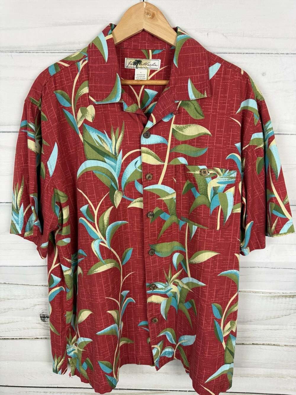 Joe Marlin Original Outfitters Men's Red Tropical Leaf Print  Sleeve Camp